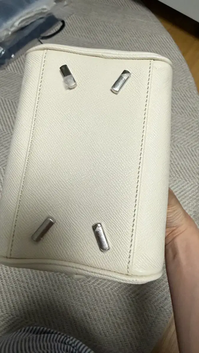 thumbnail-7